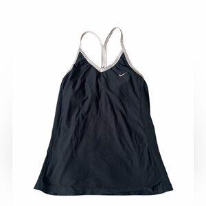 Nike dry fit tennis tank with built in bra